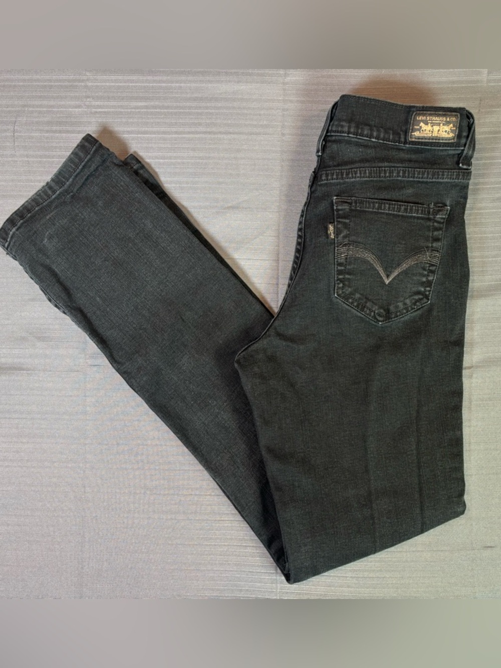 Levi’s 512 Perfectly Slimming Straight Jeans Women’s Size 4 Black Wash Stretch